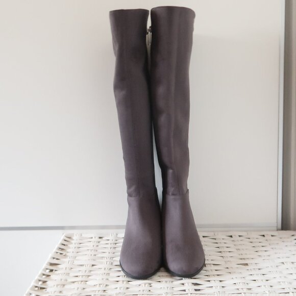 NEW Michael Kors Suede Over The Knee Boots Gray Low Heel Flat Tall Winter Boot 8 - Picture 10 of 15